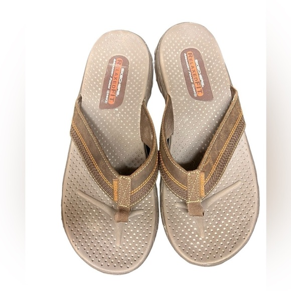 Skechers Other - Skechers Men Sz 12 Relaxed Fit Memory Foam 360 Degree Flip Flop Thong Sandals